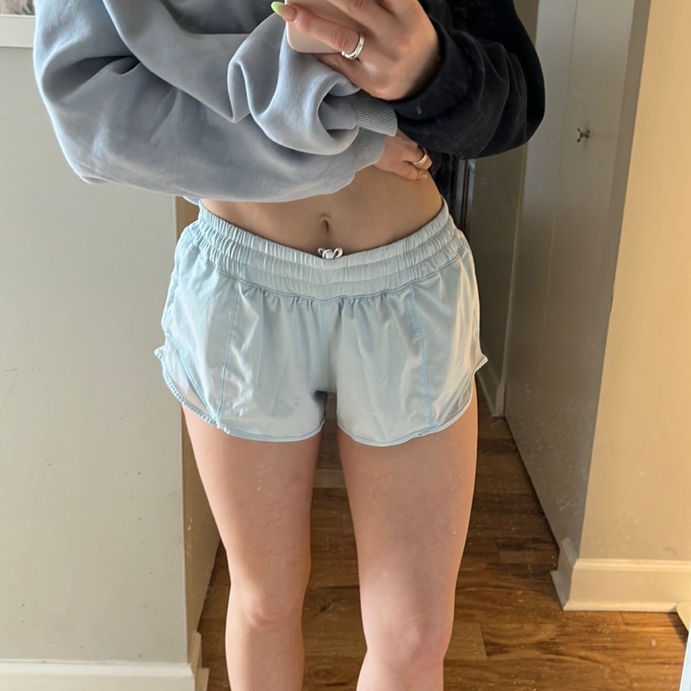 Lululemon Hotty Hot Short Size 8 Light Blue